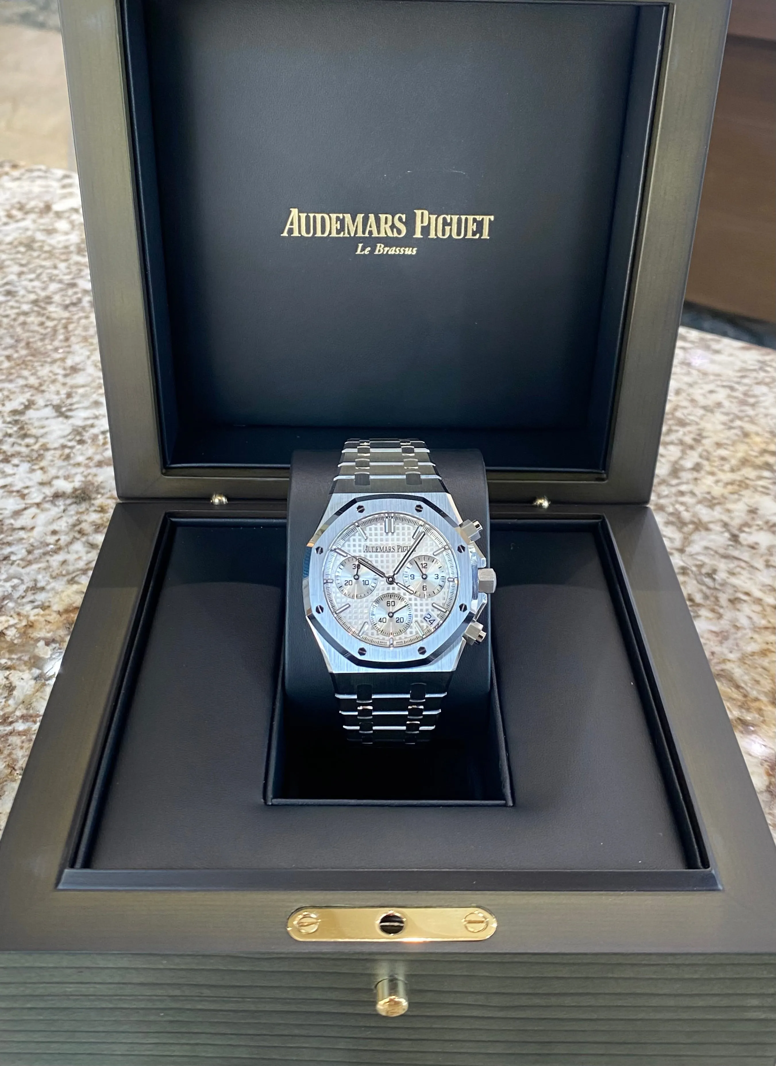 2022 Audemars Piguet Royal Oak Chronograph 26240ST