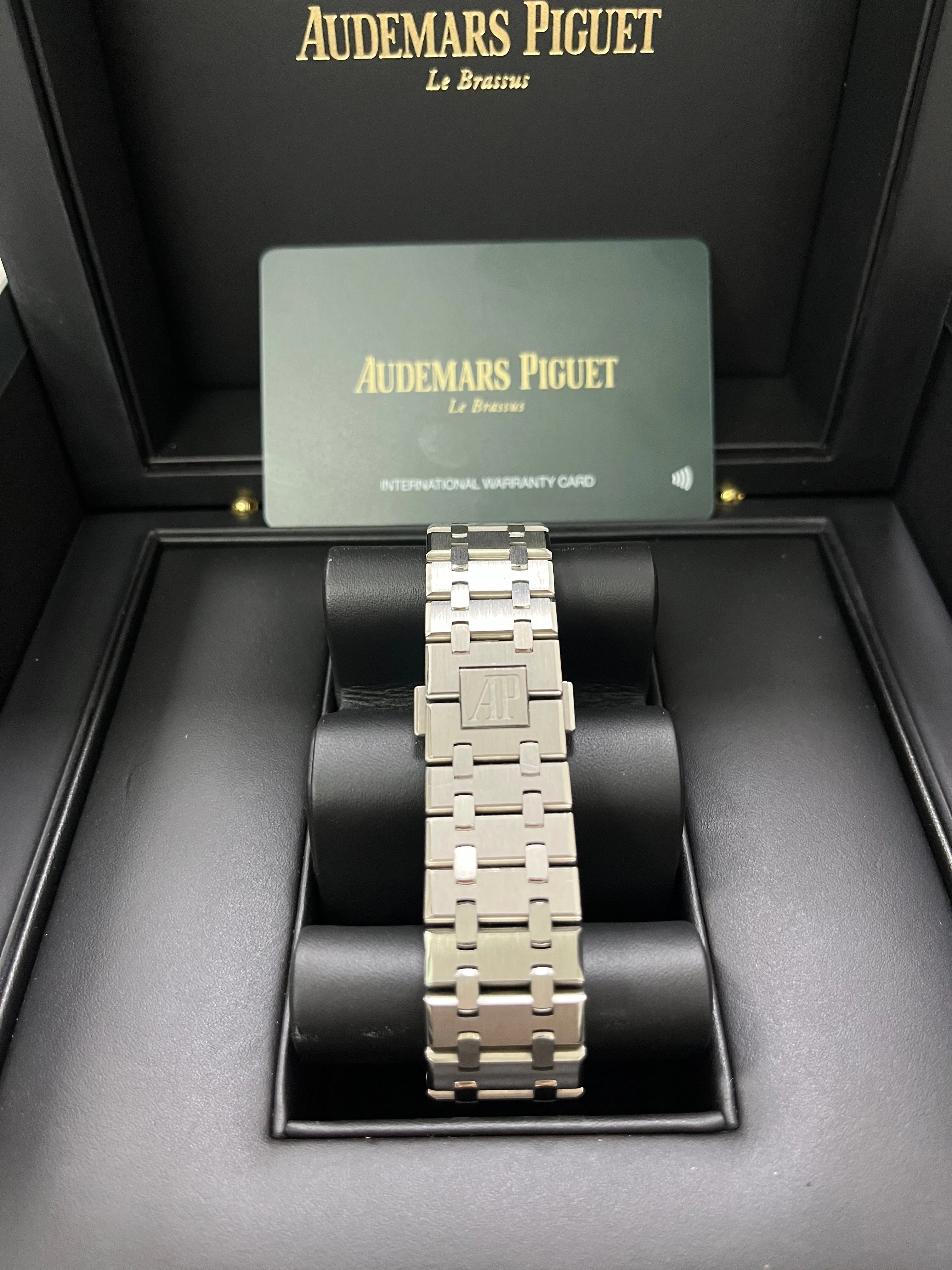 Audemars Piguet Royal Oak Selfwinding Chronograph/ Stainless Steel/ Black Dial/ White Sub-Dials (Ref#26331ST.OO.1220ST.02)